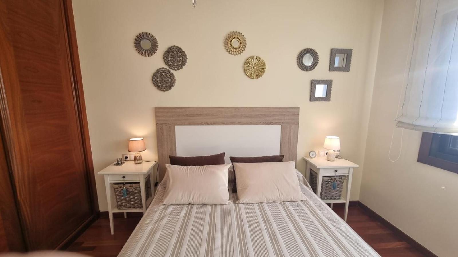 Apartamento 1 Dormitorio 4 Personas En El Grove Эль-Грове Экстерьер фото